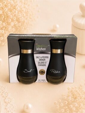 Ideal Kitchen Black Salt & Pepper Shaker Set
